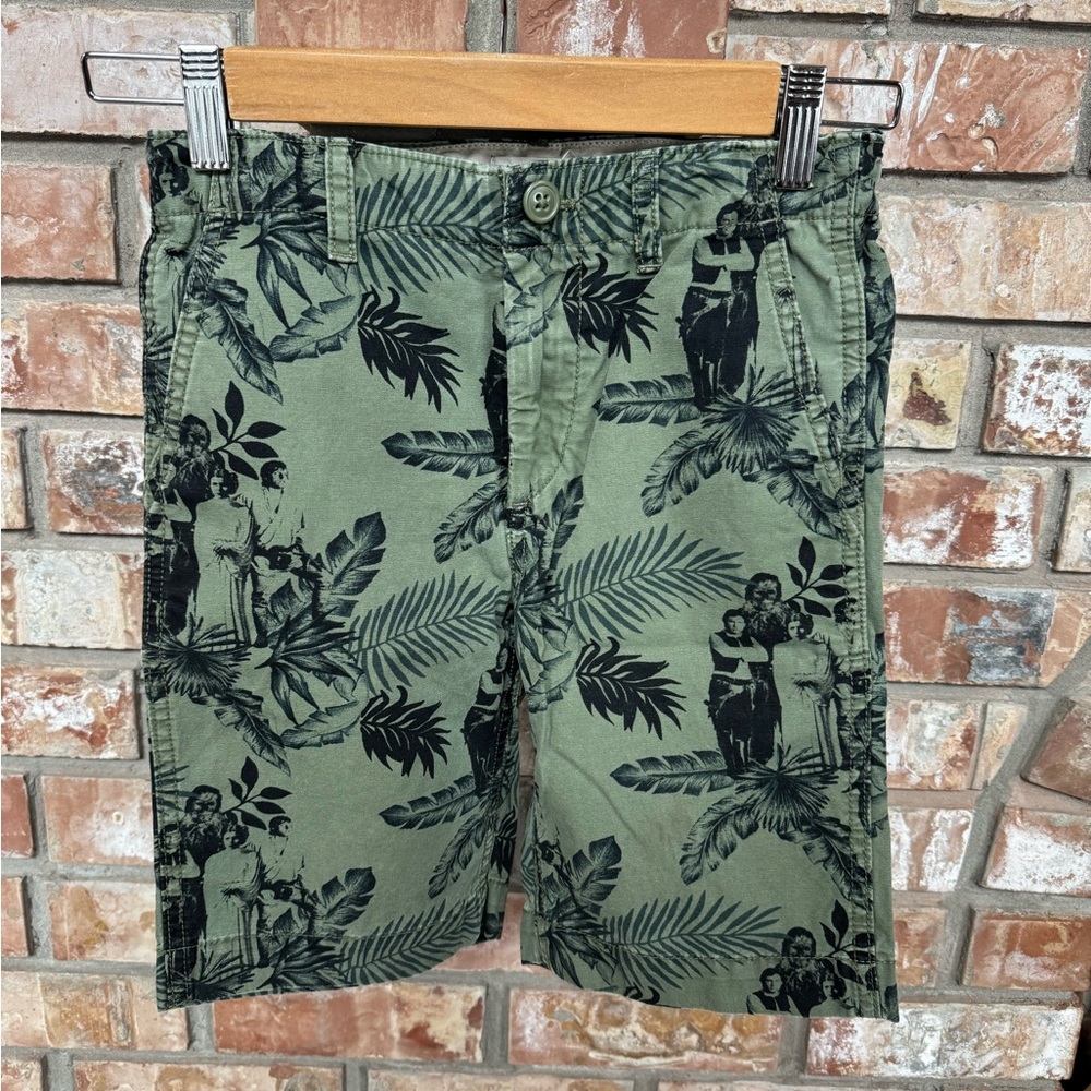 GAP Star Wars - Boys Cotton Shorts - Sz 8 and 12 - EUC